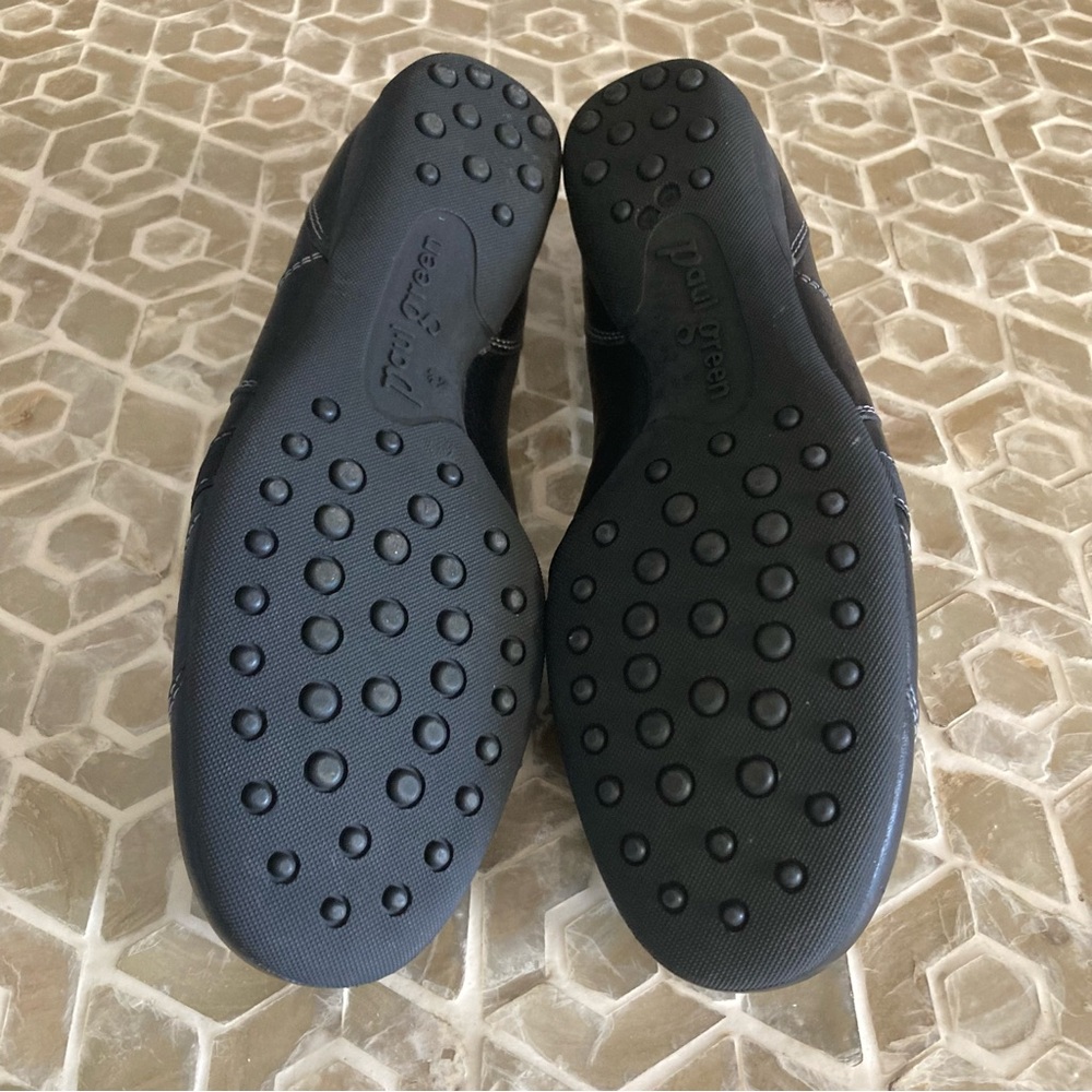 LIKE NEW!  Paul Green Mary-Jane ballet flats in black - Picture 7 of 11